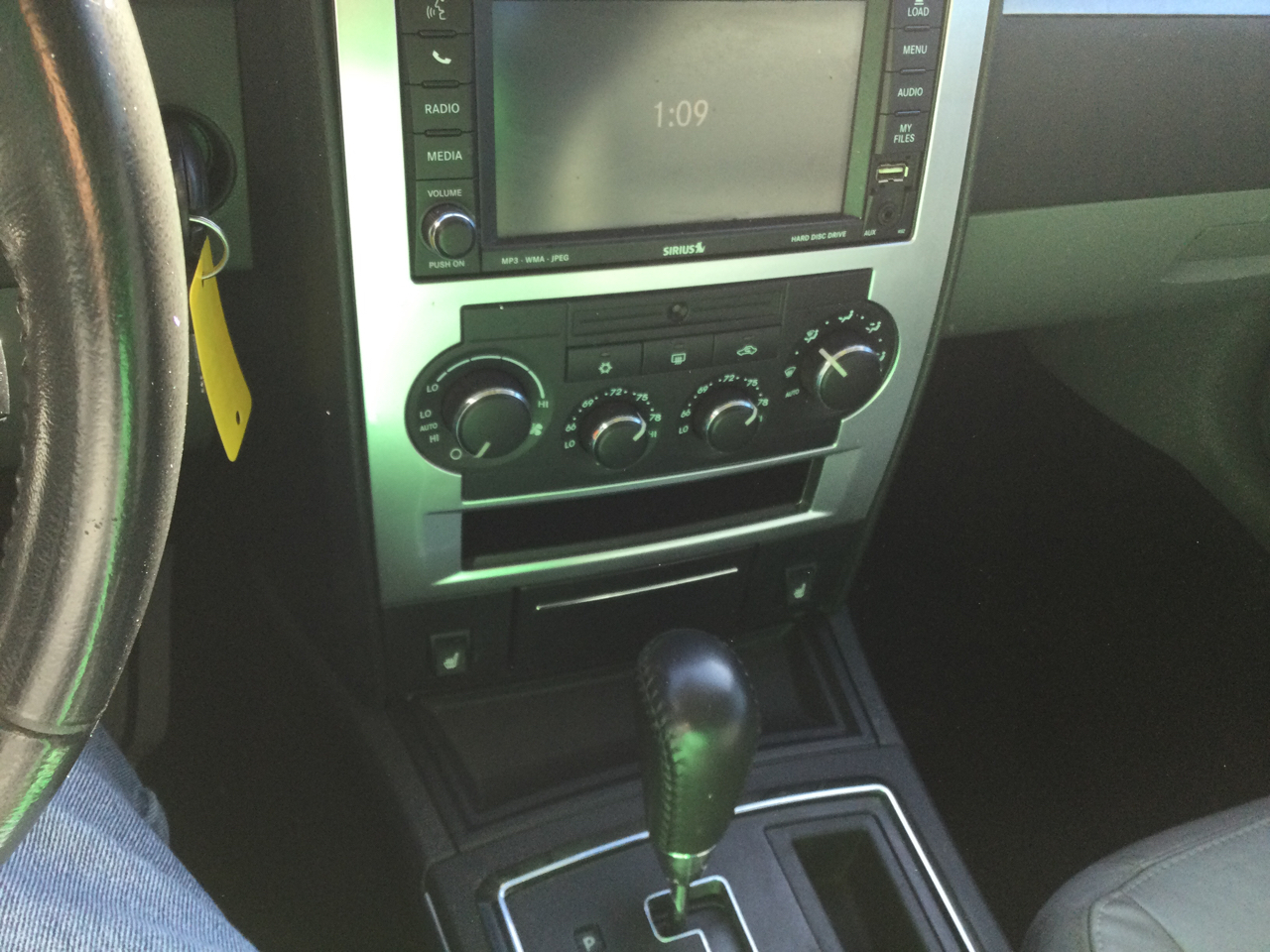 Dodge Charger 4dr Sdn R/T RWD *Ltd Avail* 2010