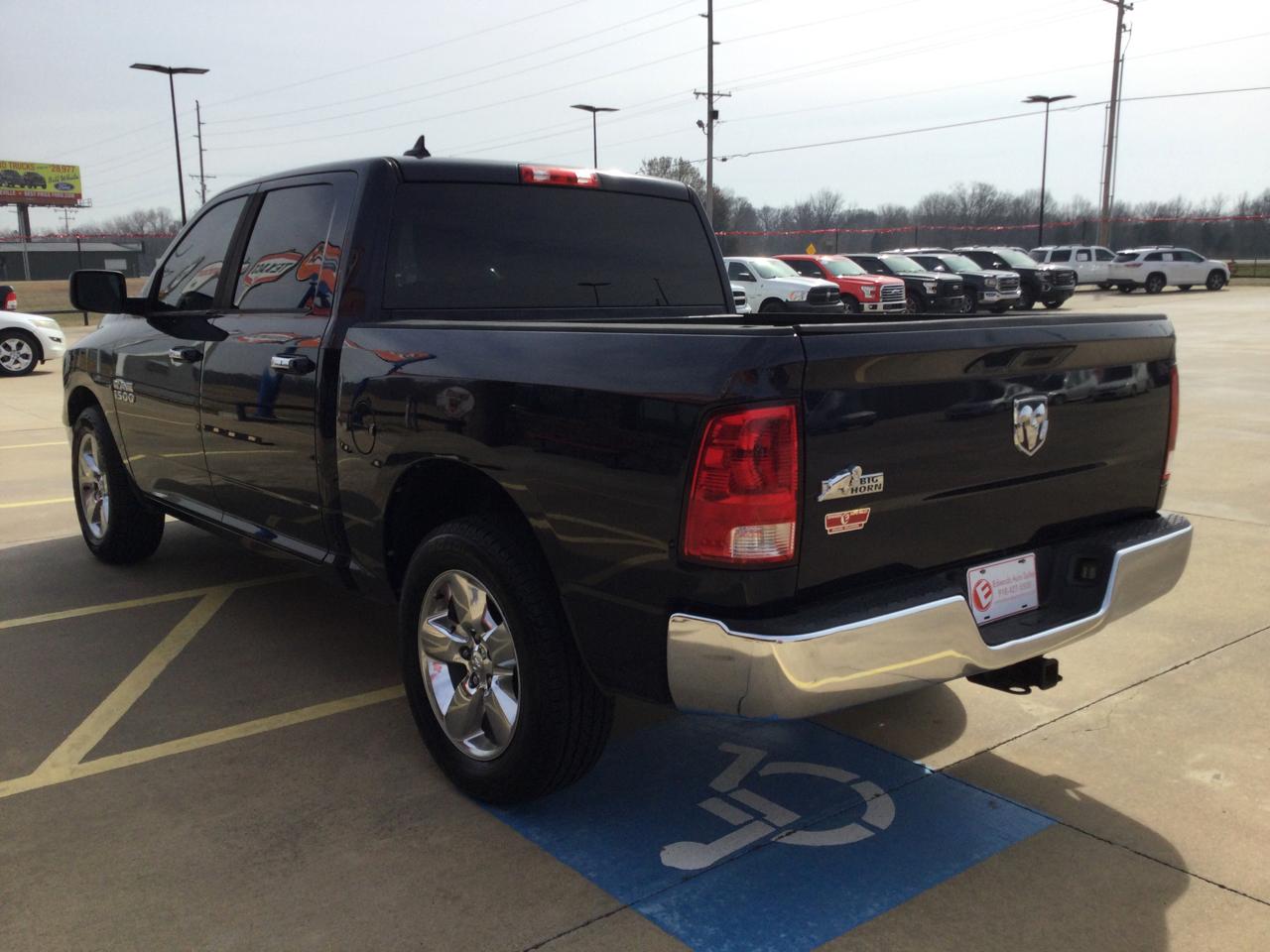 RAM 1500 2WD Crew Cab 140.5" Big Horn 2014
