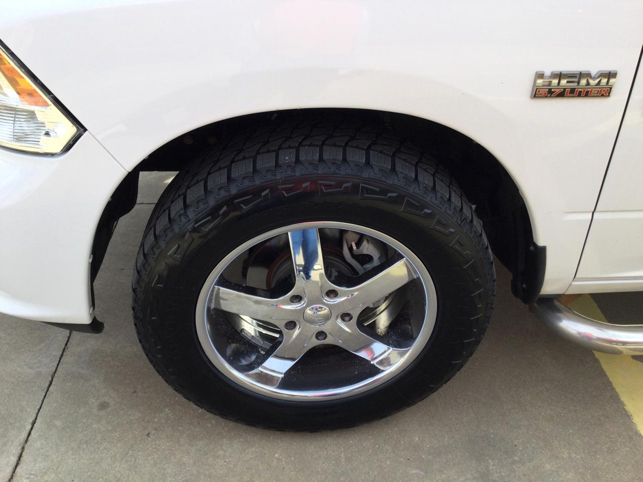 RAM 1500 2WD Crew Cab 140.5" Express 2015