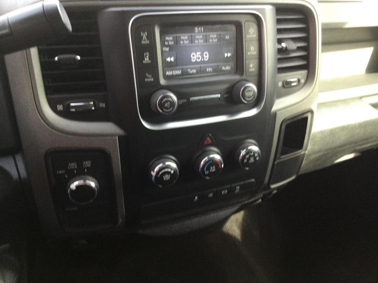 RAM 2500 4WD Crew Cab 149" Tradesman 2016