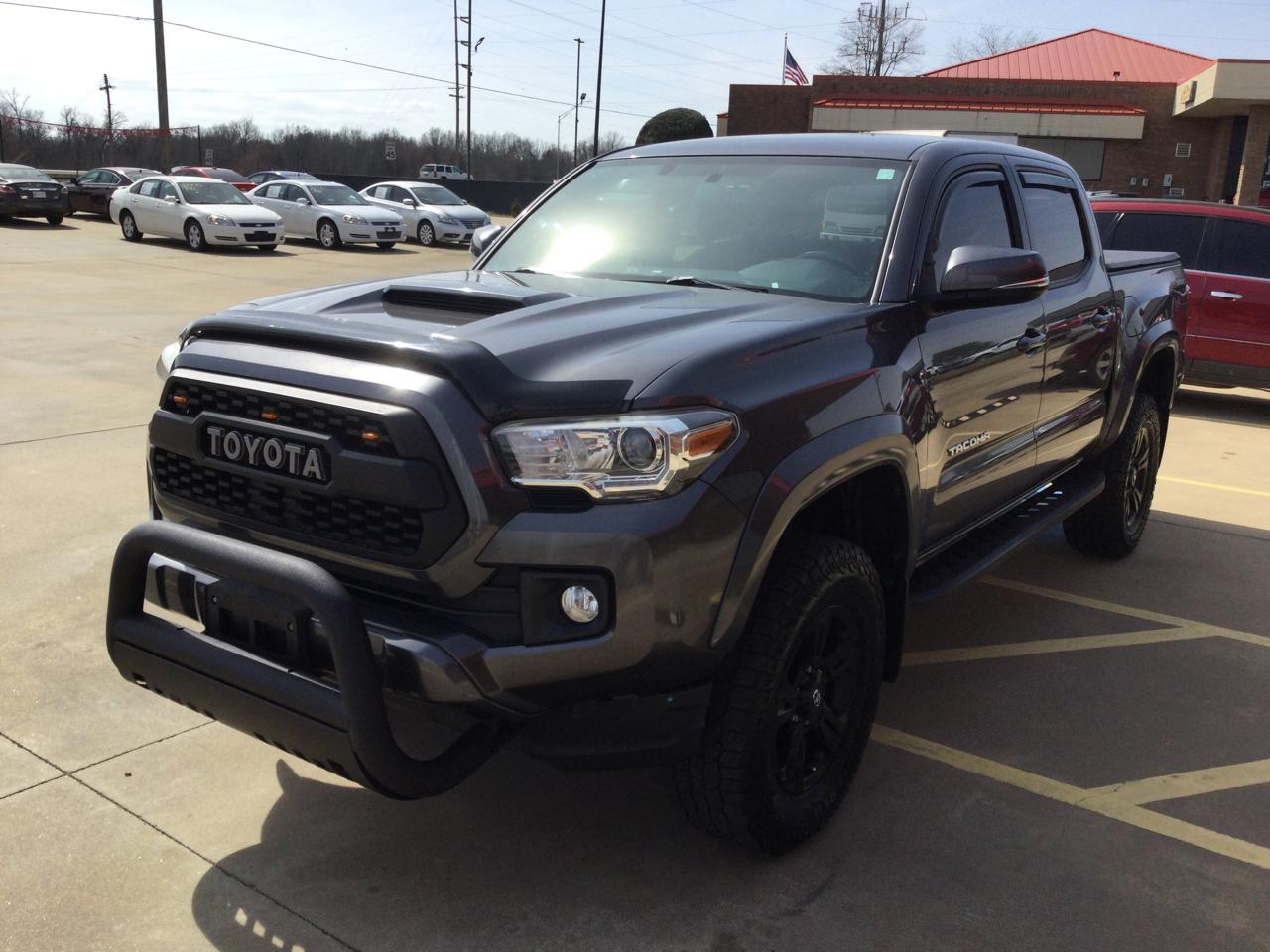 Toyota Tacoma 4WD Double Cab V6 MT TRD Off Road (Natl) 2016