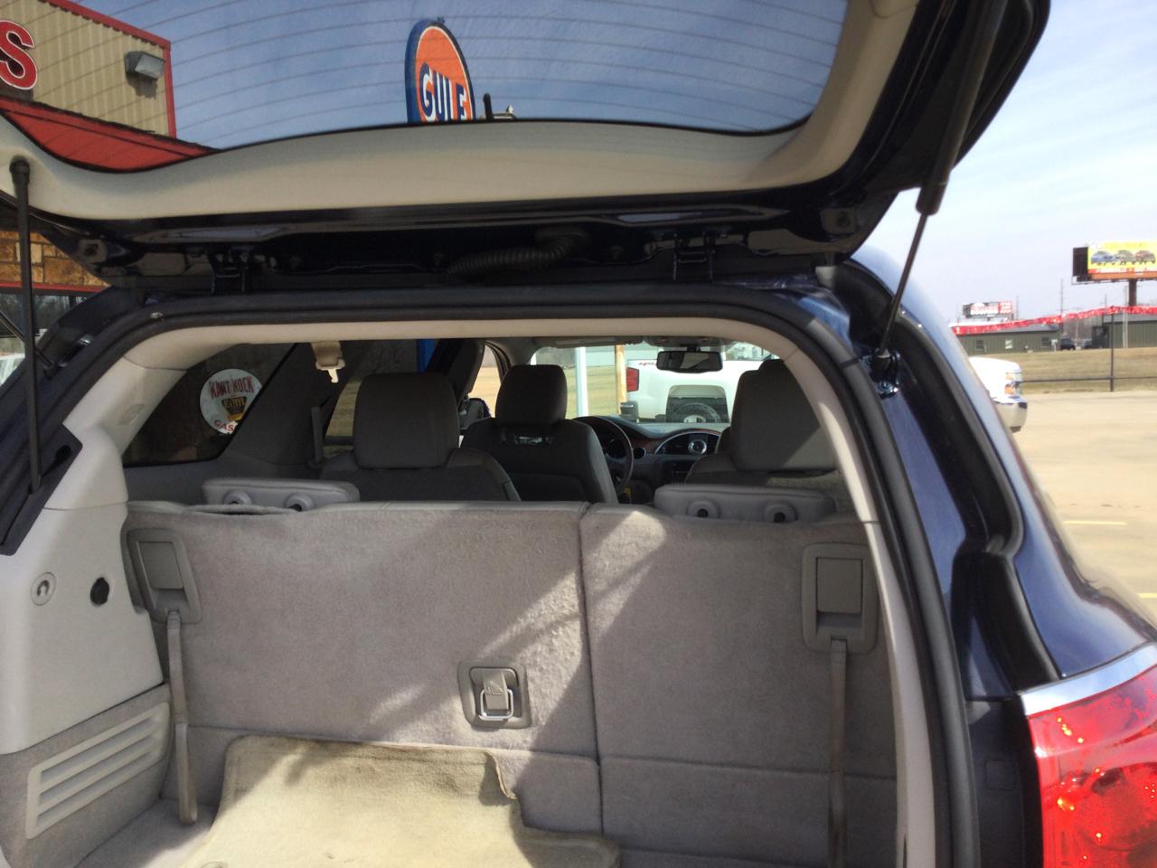 Buick Enclave AWD 4dr CXL-2 2011