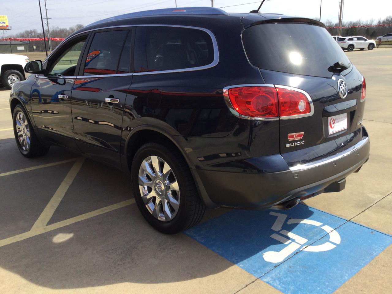 Buick Enclave AWD 4dr CXL-2 2011