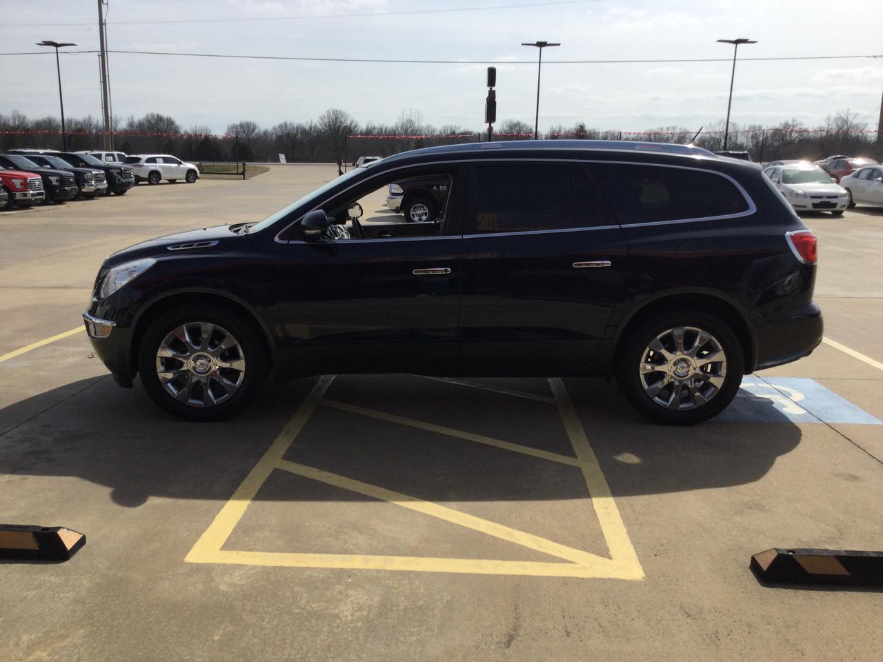 Buick Enclave AWD 4dr CXL-2 2011