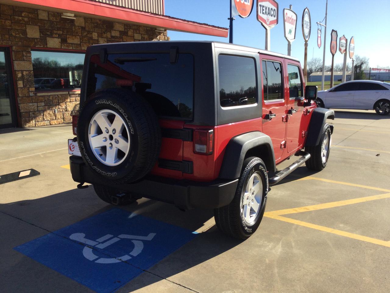 Jeep Wrangler Unlimited 4WD 4dr Sport 2011