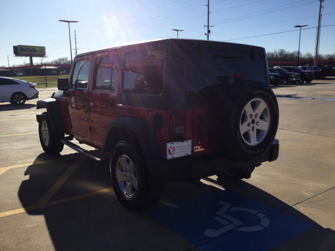 Jeep Wrangler Unlimited 4WD 4dr Sport 2011