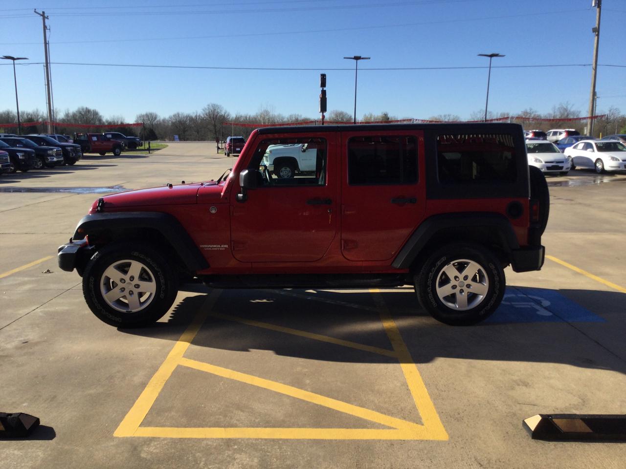 Jeep Wrangler Unlimited 4WD 4dr Sport 2011