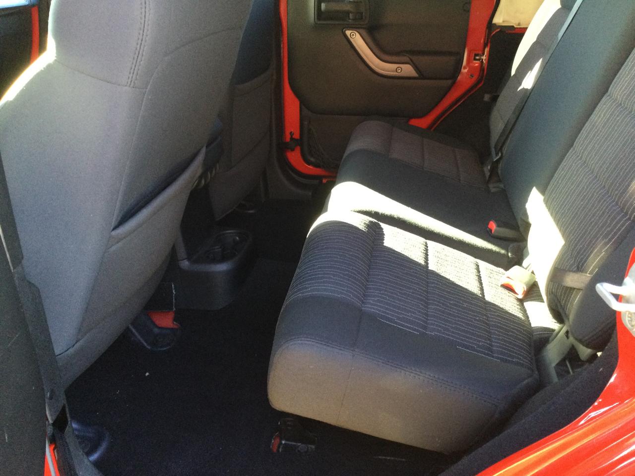 Jeep Wrangler Unlimited 4WD 4dr Sport 2011