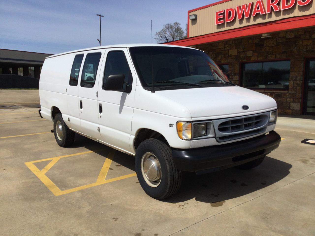 Ford Econoline Cargo Van E-350 Super 2000