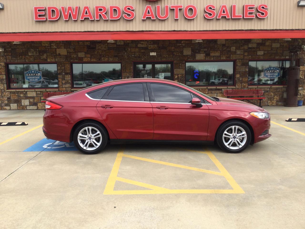 Ford Fusion SE FWD 2018