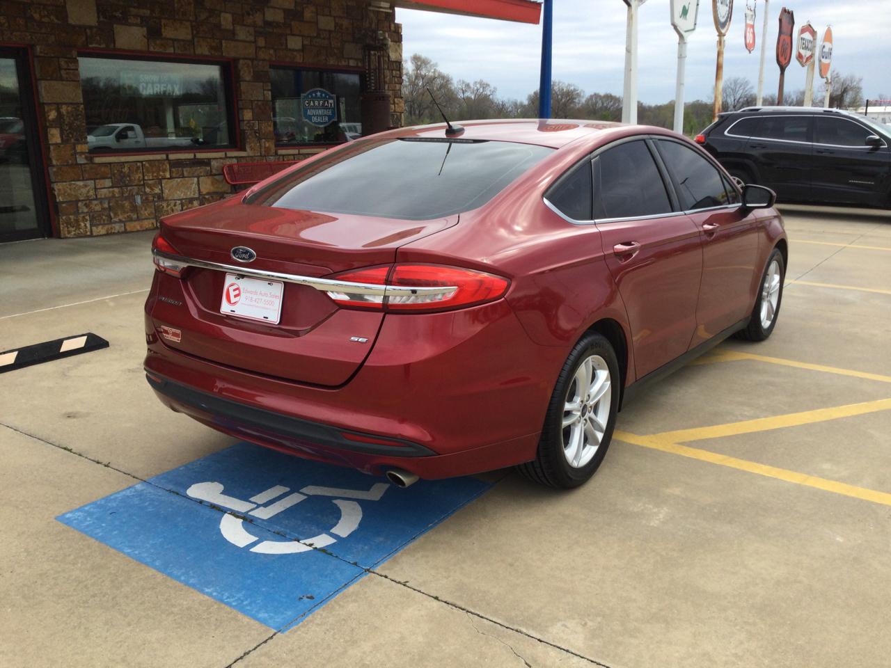 Ford Fusion SE FWD 2018