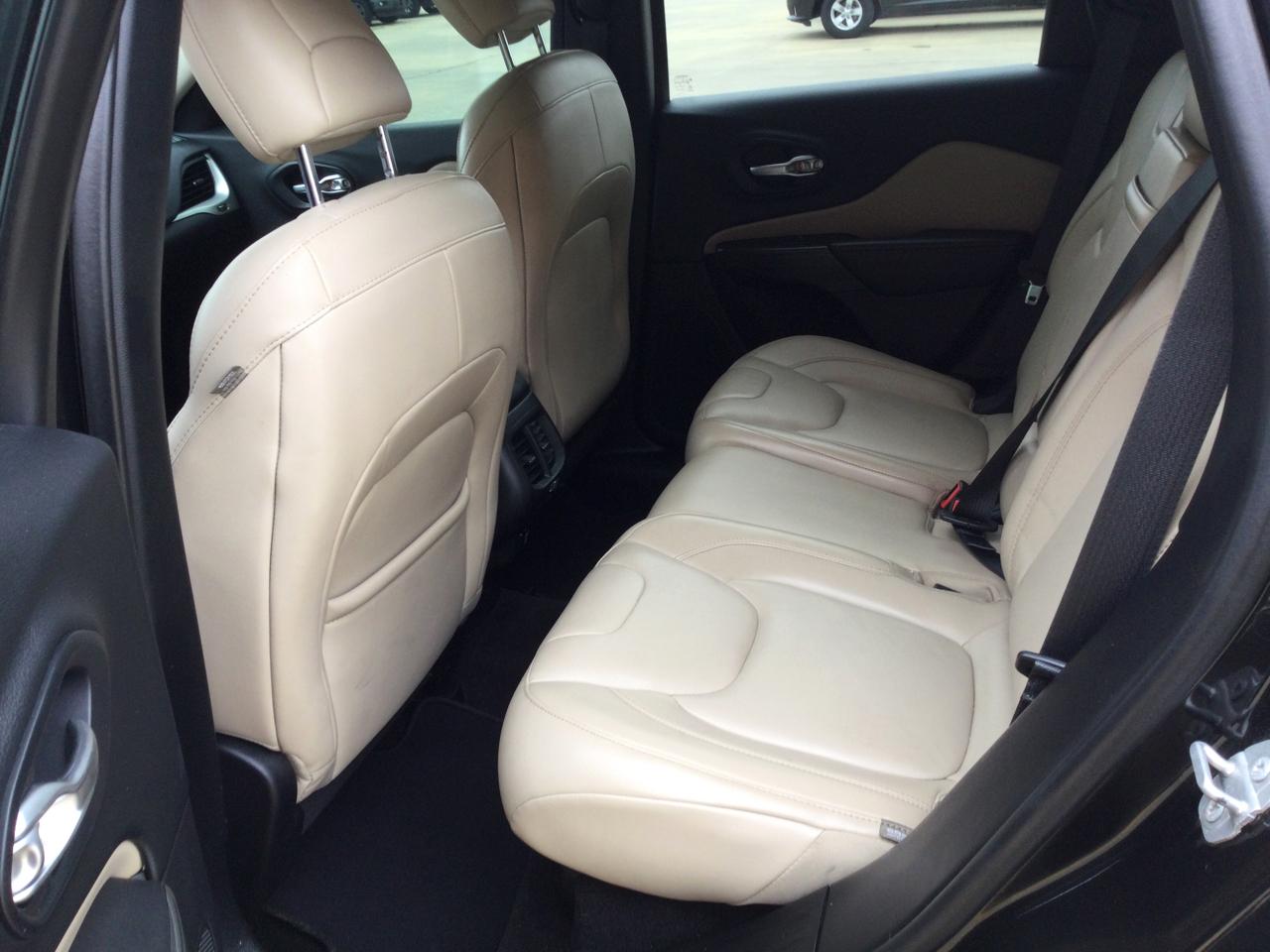 Jeep Cherokee 4WD 4dr Limited 2016