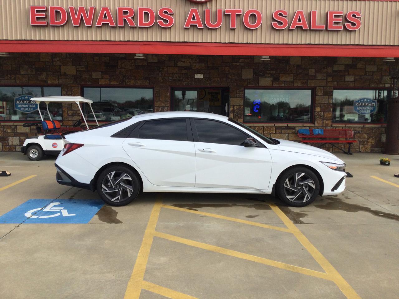 Hyundai Elantra SEL Sport IVT 2025