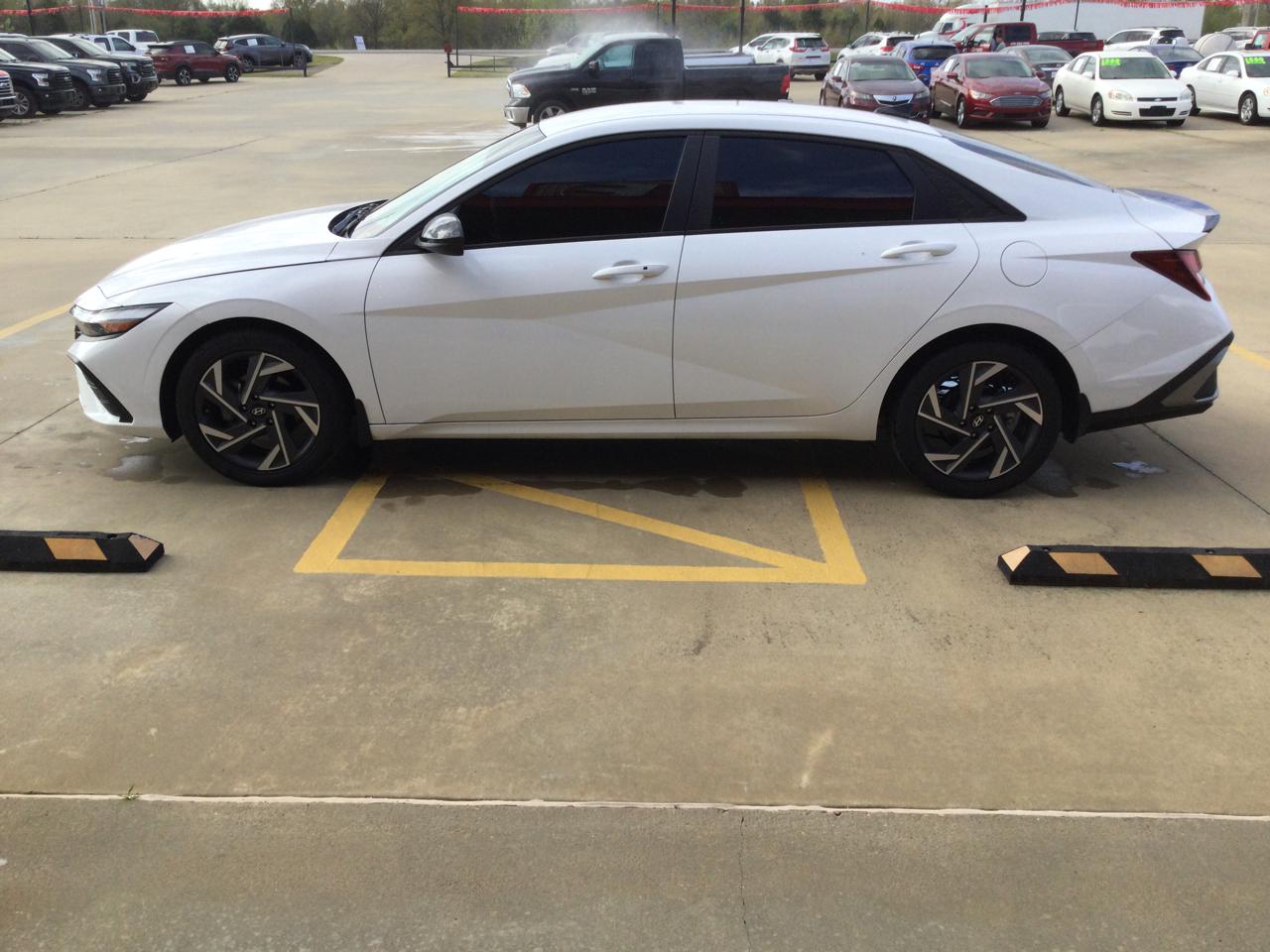 Hyundai Elantra SEL Sport IVT 2025