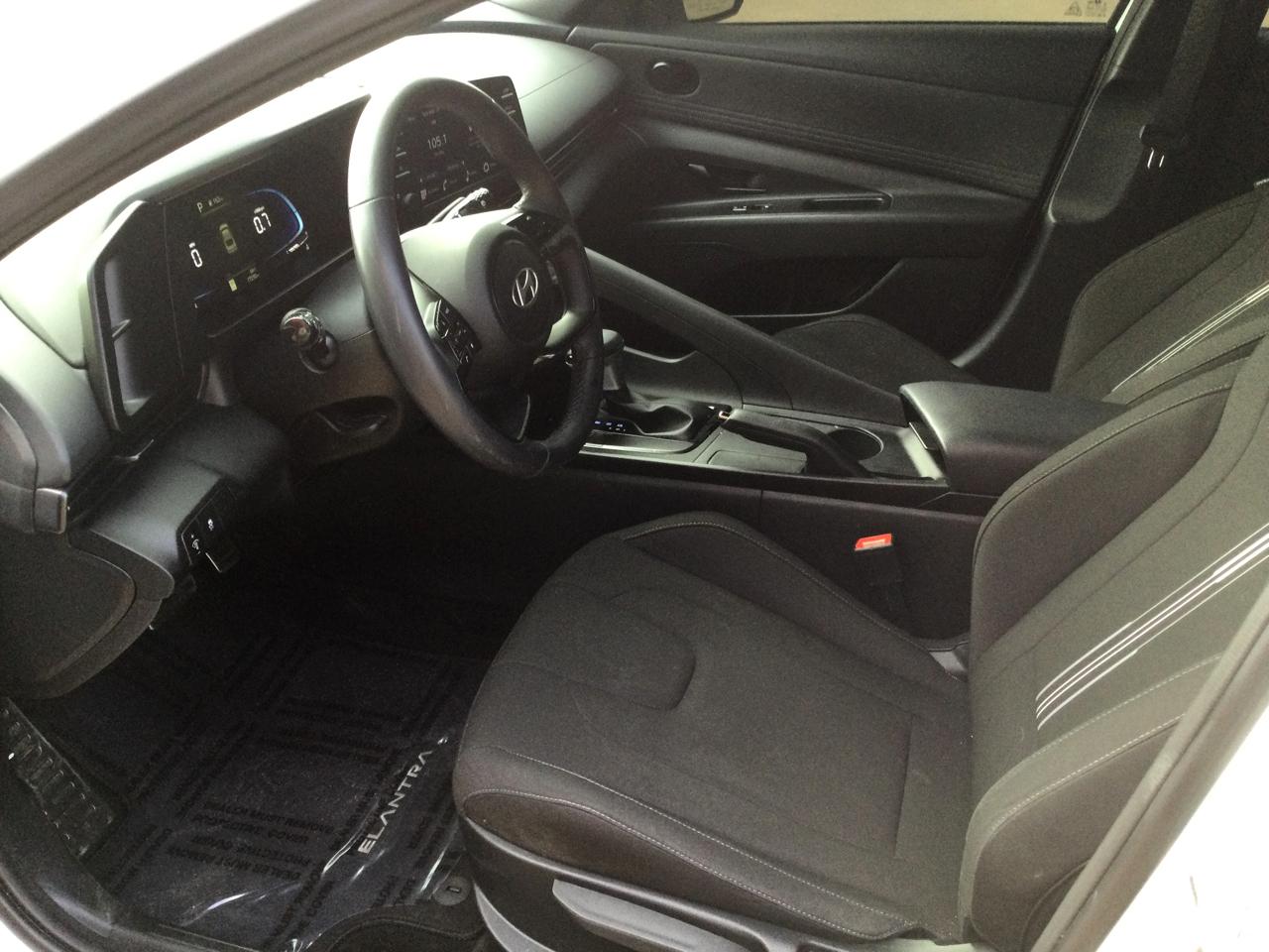 Hyundai Elantra SEL Sport IVT 2025