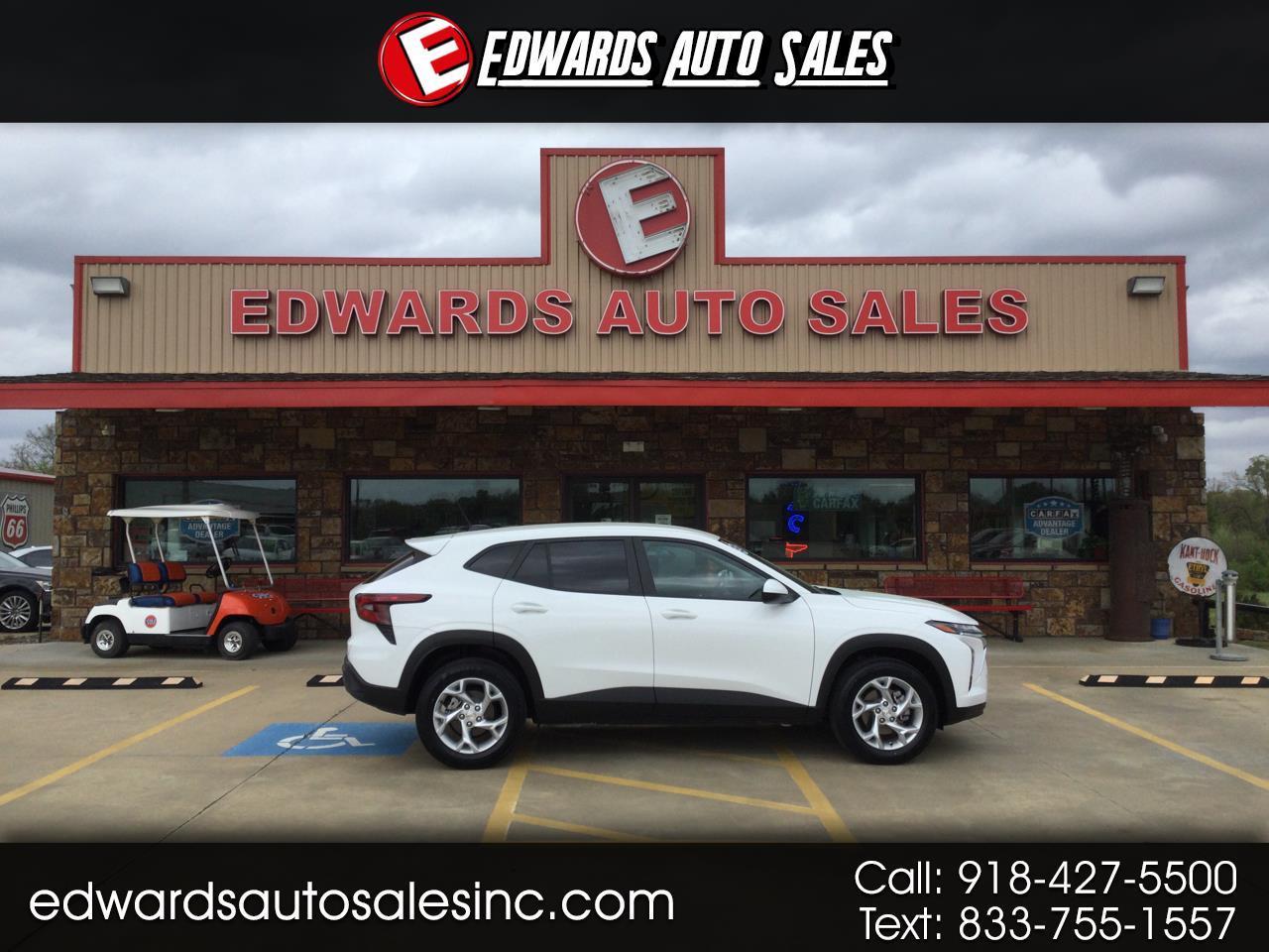 2024 Chevrolet Trax FWD 4dr LS