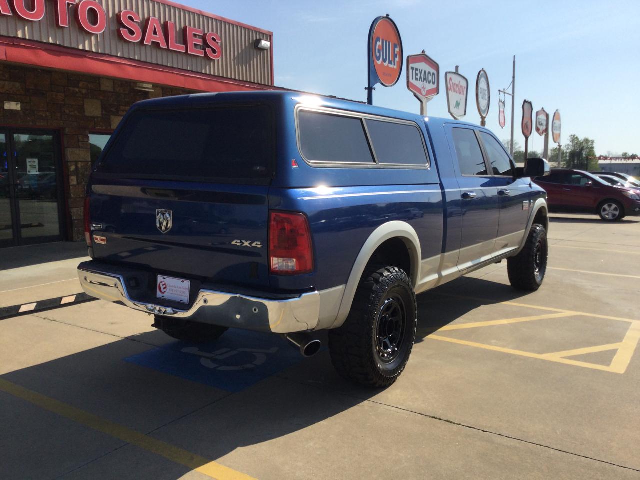 Dodge Ram 2500 4WD Mega Cab 160.5" Laramie 2010