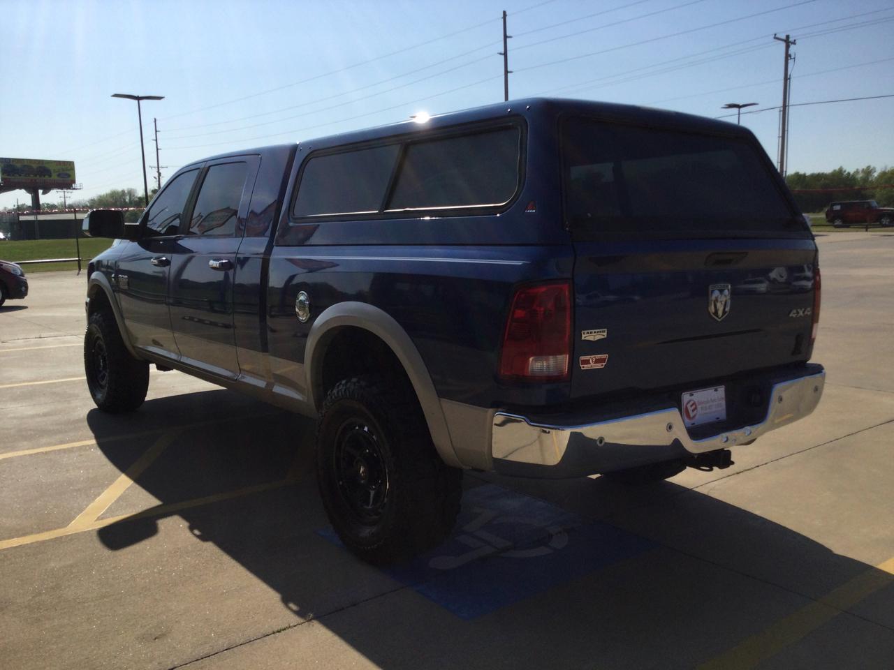 Dodge Ram 2500 4WD Mega Cab 160.5" Laramie 2010