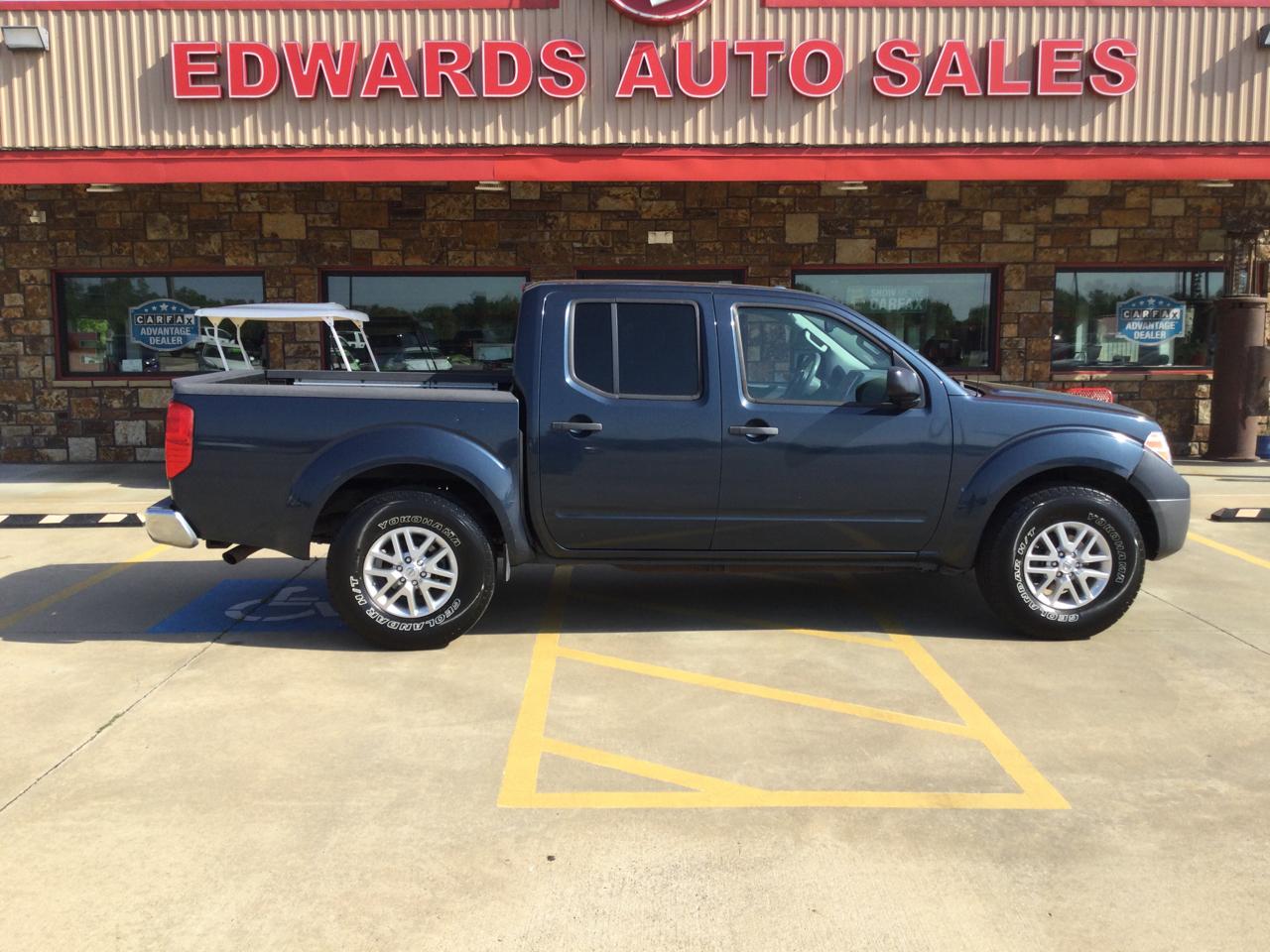 Nissan Frontier 4WD Crew Cab SWB Auto SV 2015