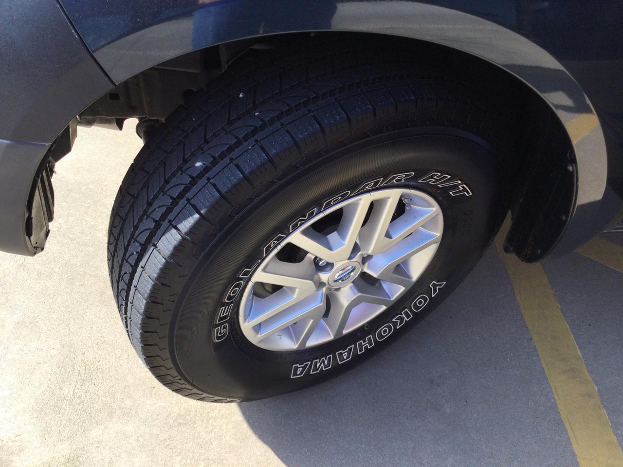 Nissan Frontier 4WD Crew Cab SWB Auto SV 2015