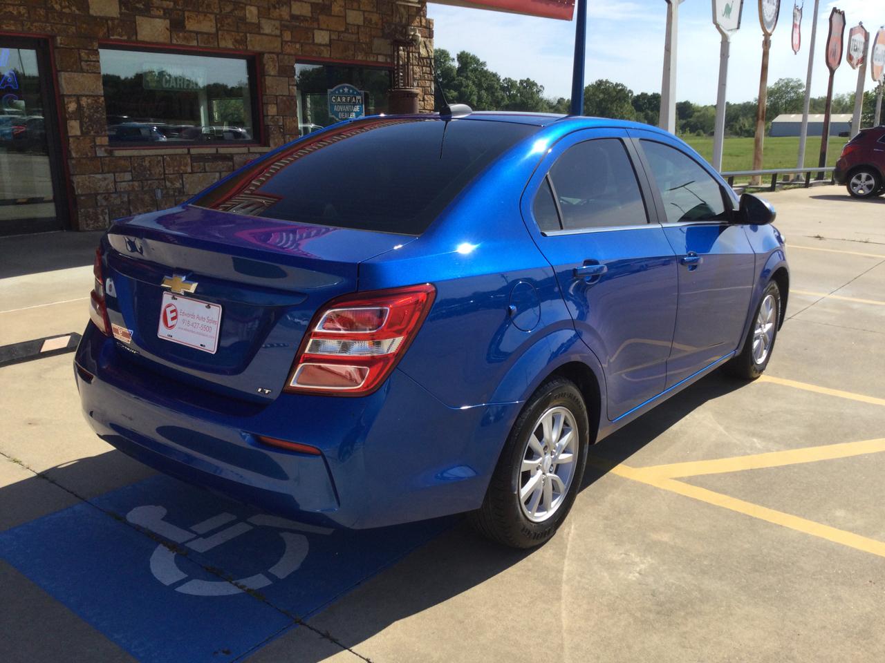 Chevrolet Sonic 4dr Sdn Auto LT 2019