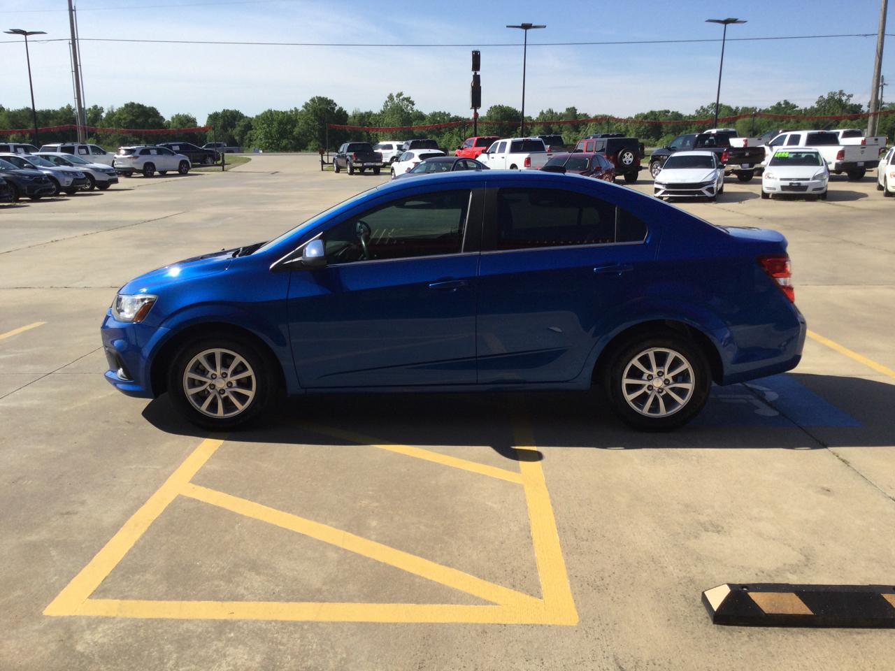 Chevrolet Sonic 4dr Sdn Auto LT 2019