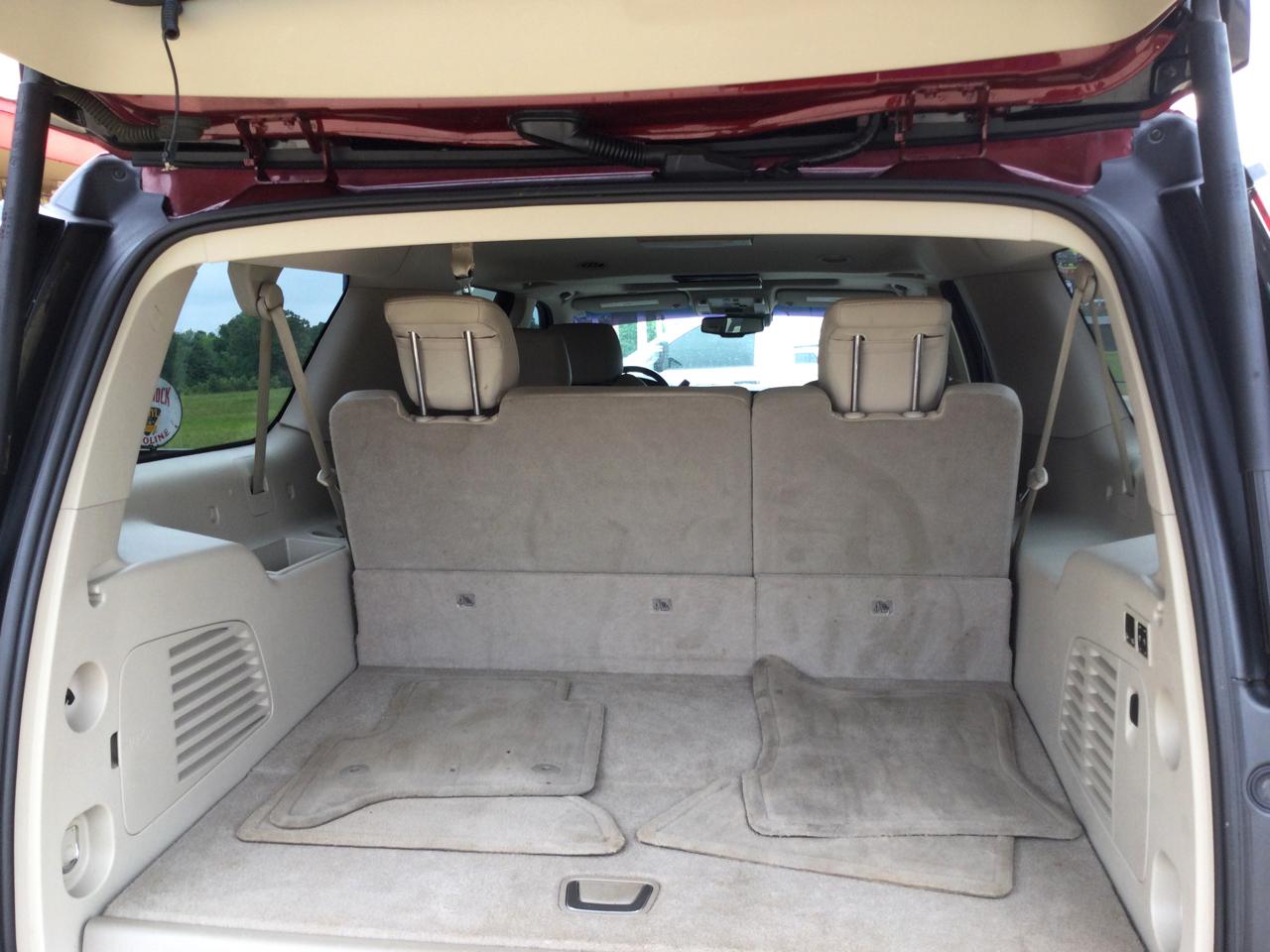 Cadillac Escalade ESV 2WD 4dr Luxury Collection 2016