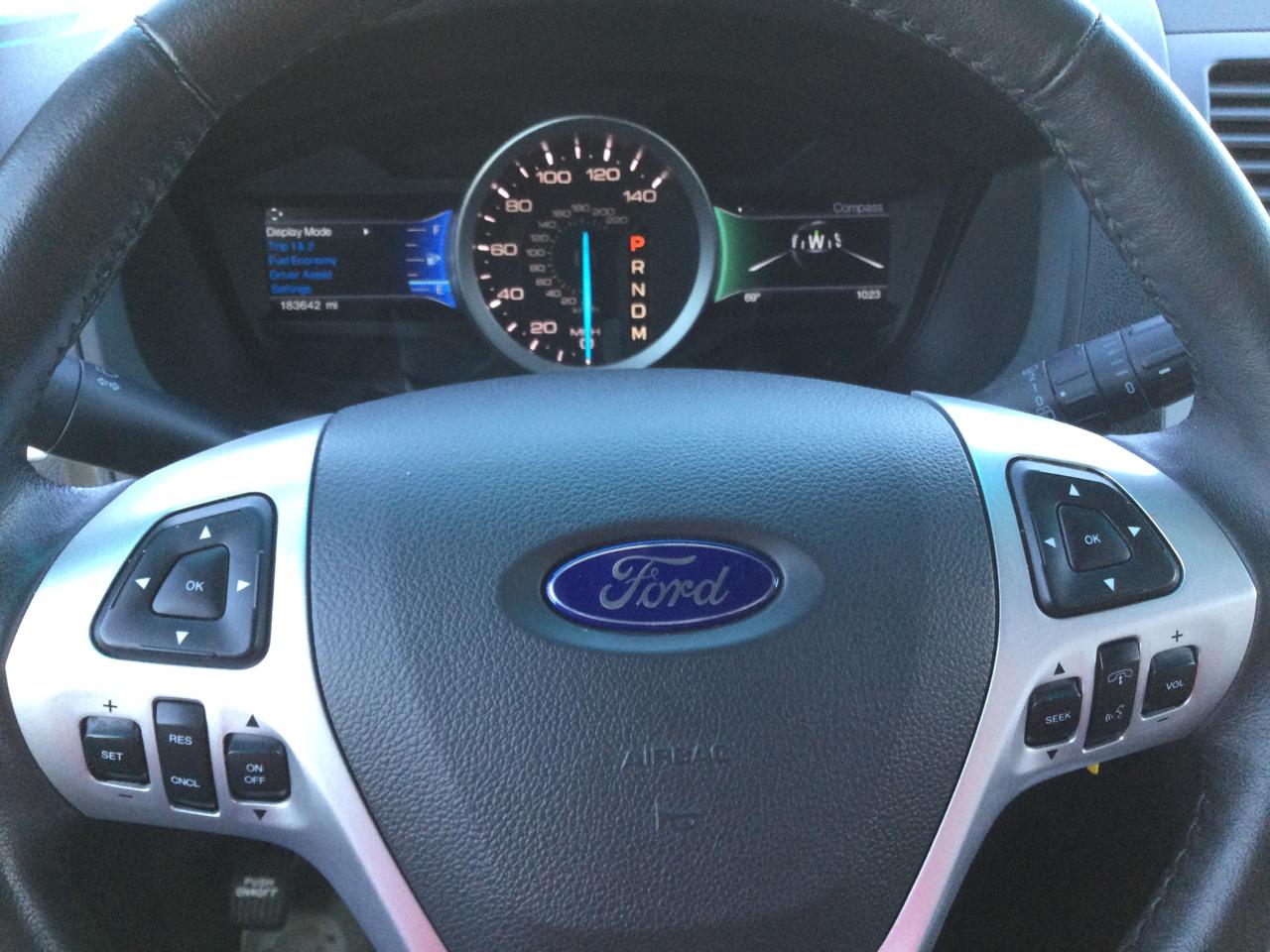 Ford Explorer FWD 4dr XLT 2015