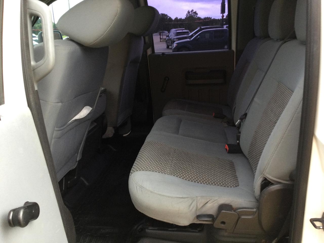 Ford Super Duty F-350 SRW 4WD Crew Cab 156" XL 2014