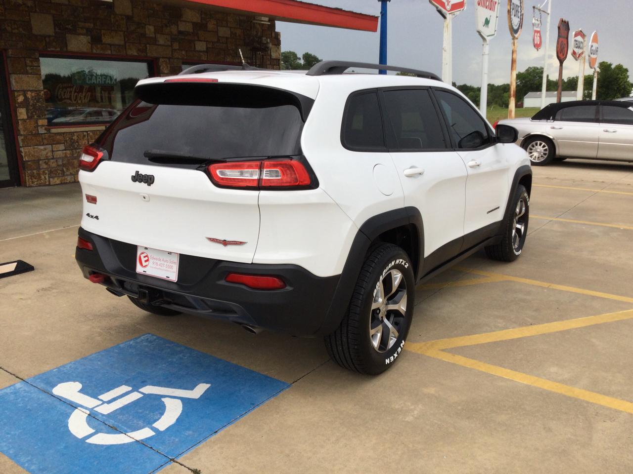 Jeep Cherokee 4WD 4dr Trailhawk 2015
