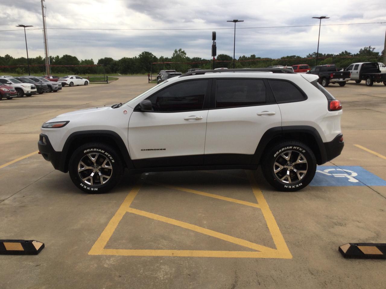 Jeep Cherokee 4WD 4dr Trailhawk 2015