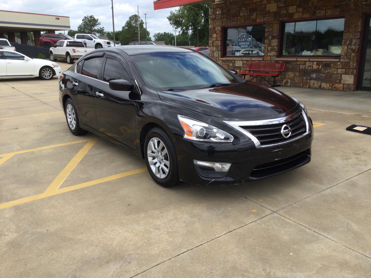 Nissan Altima 4dr Sdn I4 2.5 S 2014