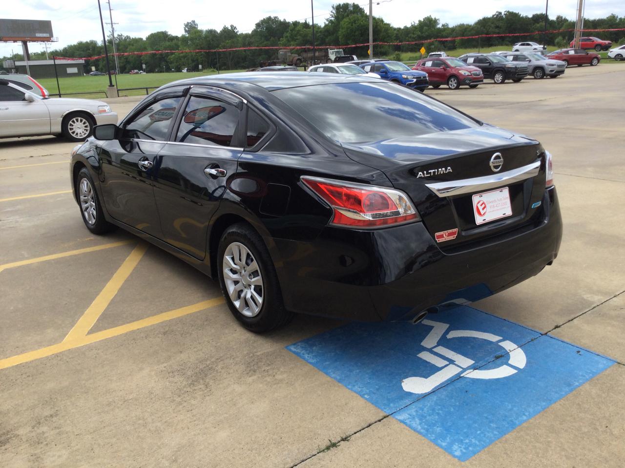Nissan Altima 4dr Sdn I4 2.5 S 2014