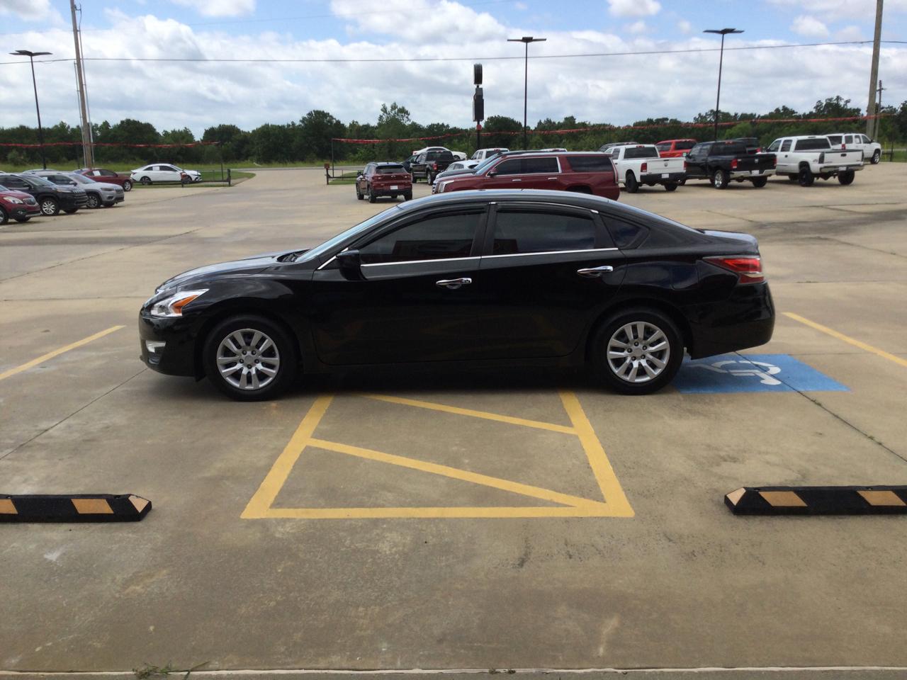 Nissan Altima 4dr Sdn I4 2.5 S 2014