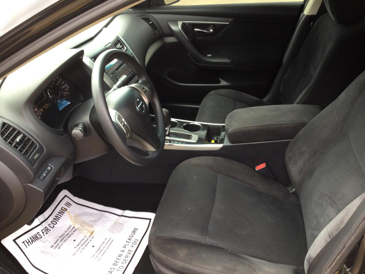 Nissan Altima 4dr Sdn I4 2.5 S 2014