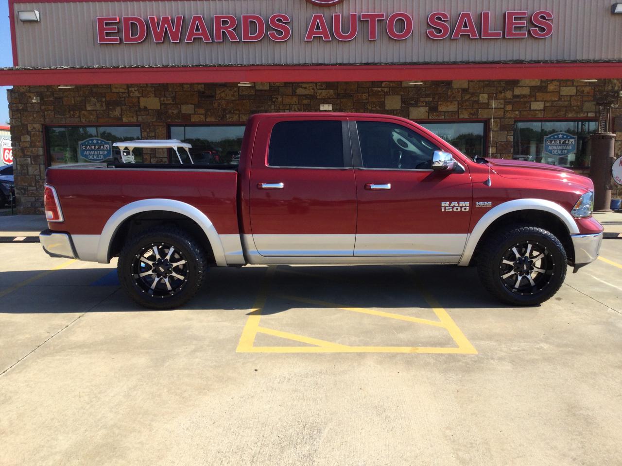 RAM 1500 4WD Crew Cab 140.5" Laramie 2013