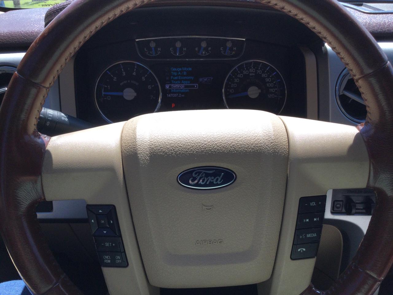 Ford F-150 2WD SuperCrew 145" King Ranch 2013