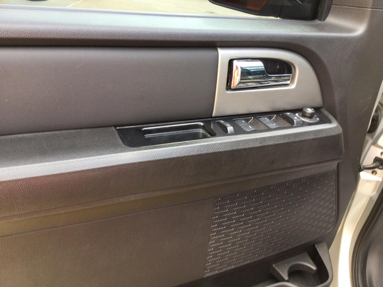 Ford Expedition EL 4WD 4dr Limited 2014