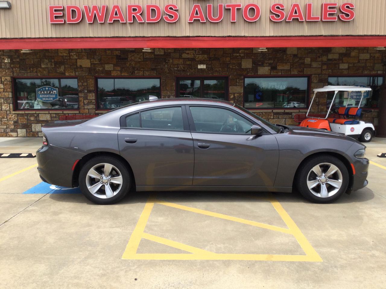 Dodge Charger 4dr Sdn SXT RWD 2016