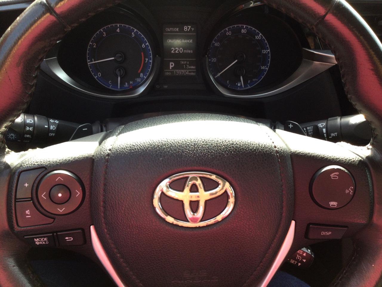 Toyota Corolla 4dr Sdn CVT LE Premium (Natl) 2014