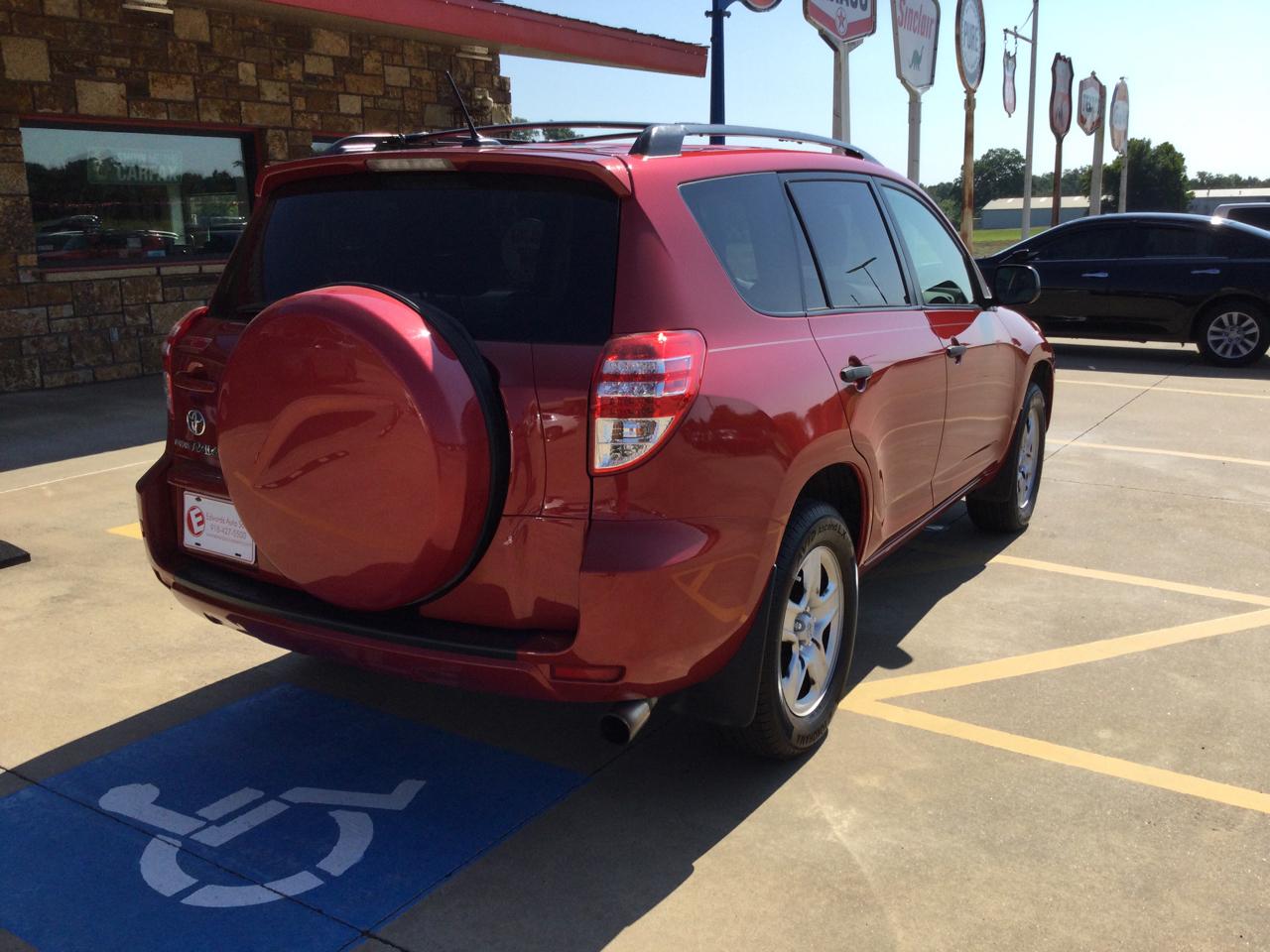 Toyota RAV4 FWD 4dr 4-cyl 4-Spd AT (Natl) 2009