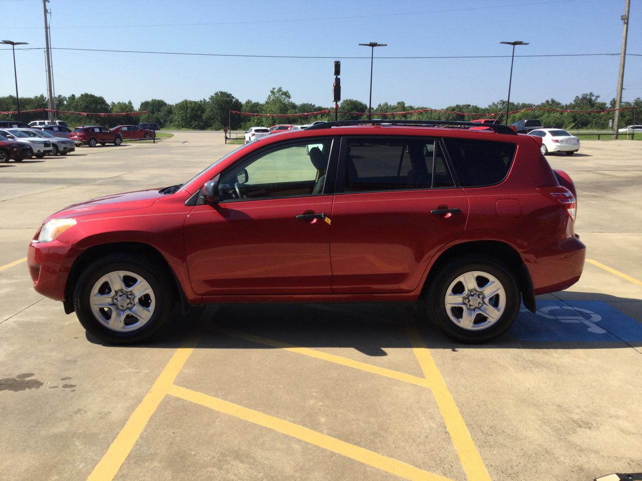 Toyota RAV4 FWD 4dr 4-cyl 4-Spd AT (Natl) 2009