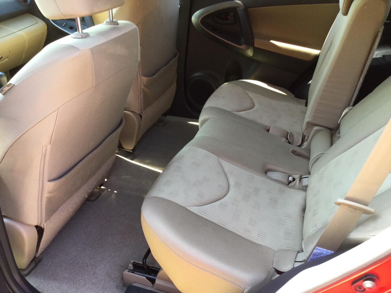 Toyota RAV4 FWD 4dr 4-cyl 4-Spd AT (Natl) 2009