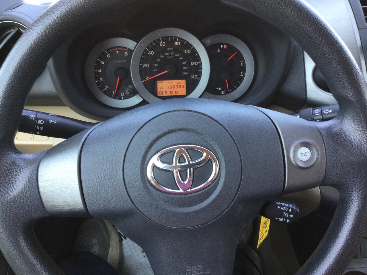 Toyota RAV4 FWD 4dr 4-cyl 4-Spd AT (Natl) 2009