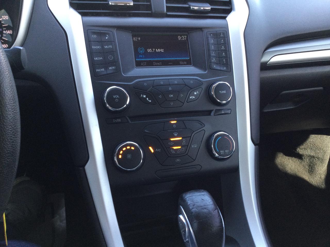 Ford Fusion 4dr Sdn S FWD 2016