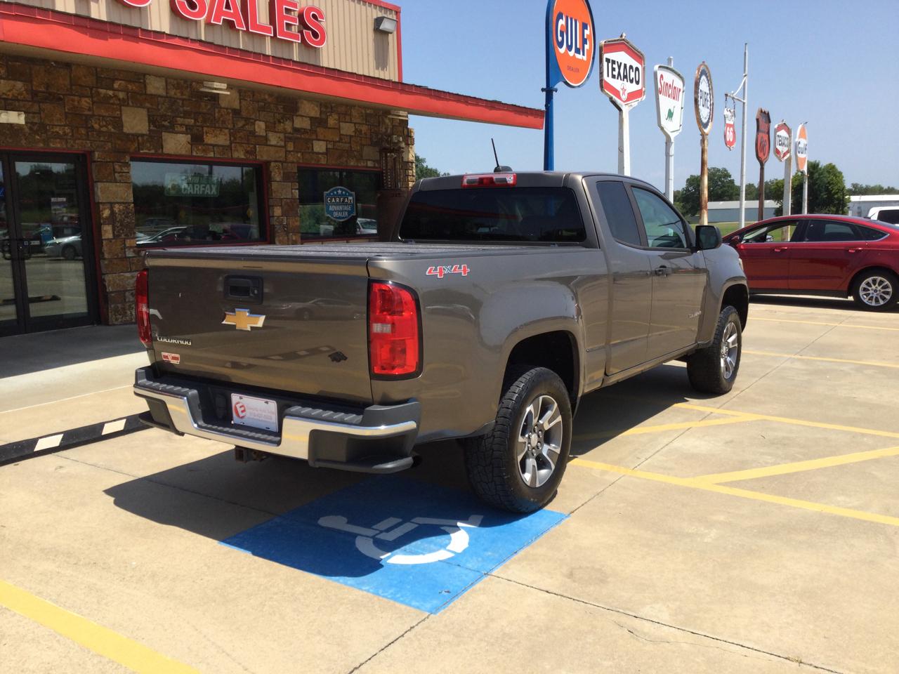 Chevrolet Colorado 4WD Ext Cab 128.3" WT 2016