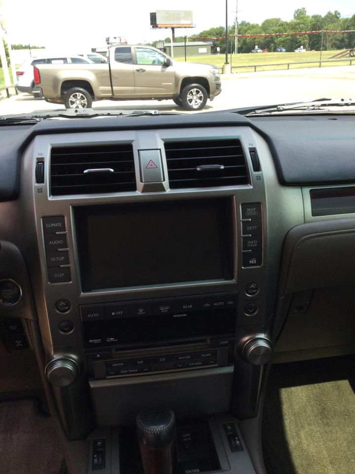 Lexus GX 460 4WD 4dr 2011