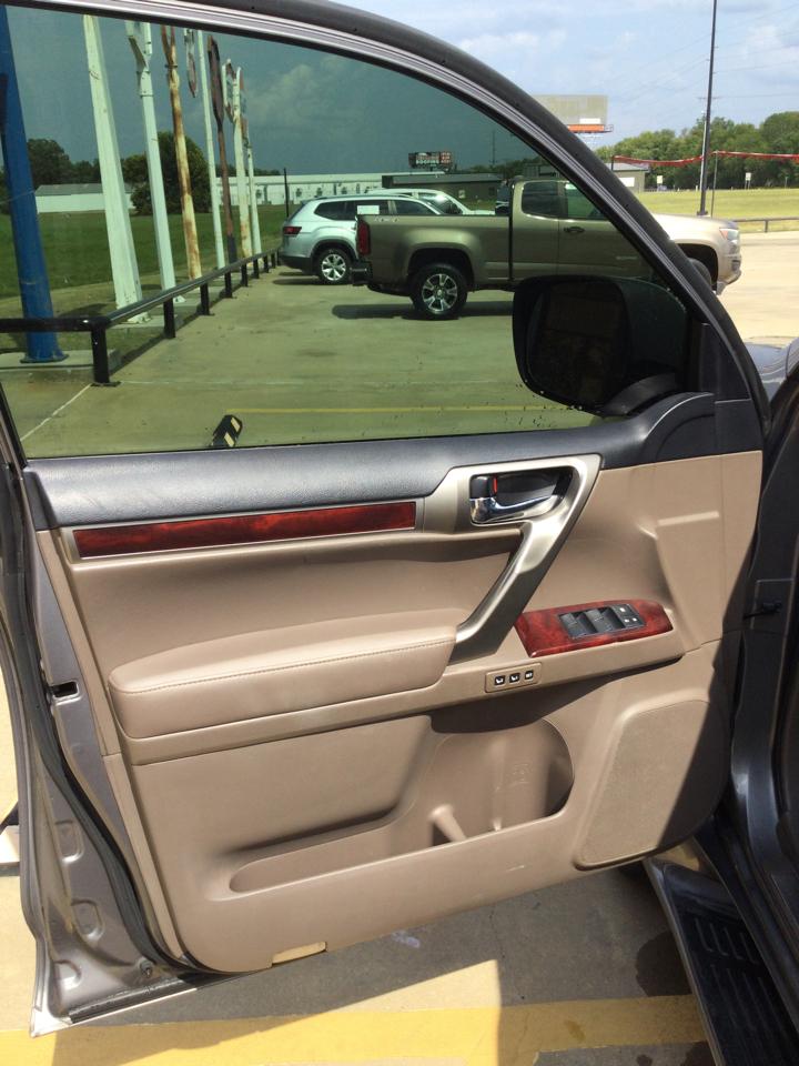 Lexus GX 460 4WD 4dr 2011