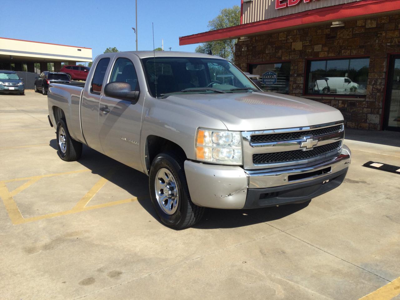 Chevrolet Silverado 1500 2WD Ext Cab 143.5" Work Truck 2009