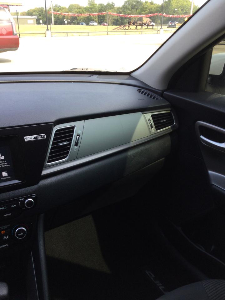 Kia Niro LX FWD 2019